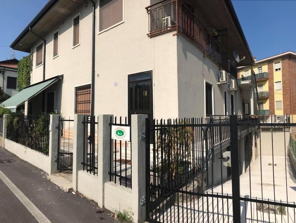 Appartamento Affitti Brevi Verona Colors/G.B. Rossi Friendly Exterior foto